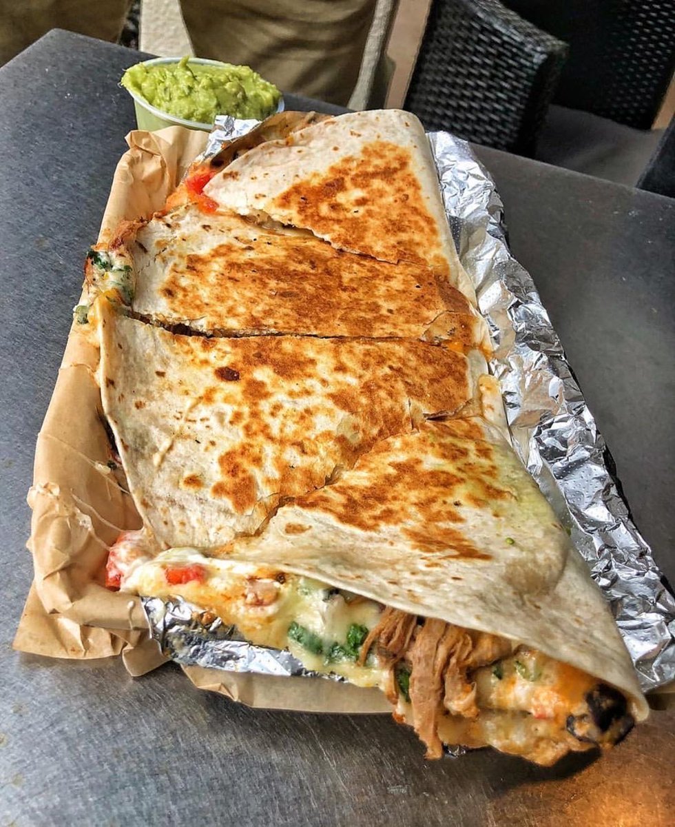 bossbabejass's tweet photo. Quesadillas LOVERS 😍 https://t.co/tTGHs6U6oX