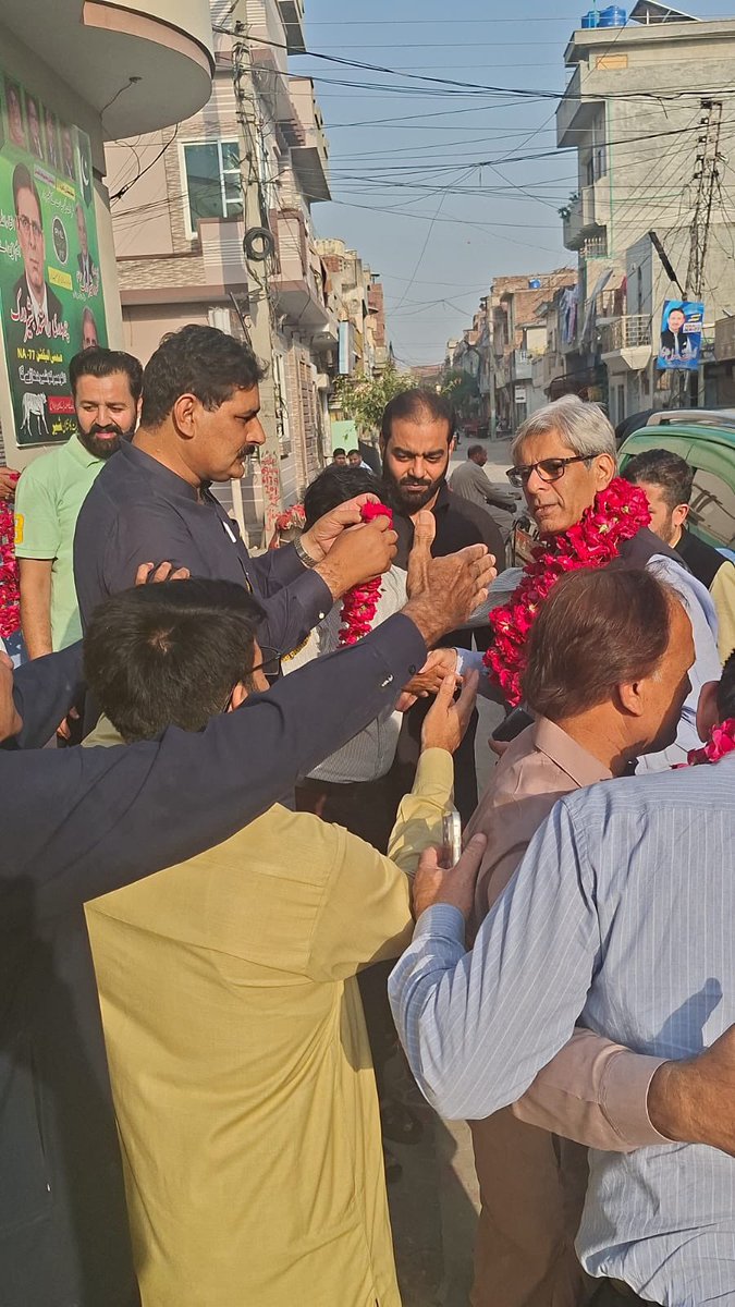 ThePMLNGrw's tweet photo. انشااللہ ایم این اے 77 راشد بشیر ورک کی الیکشن کمپین مرزا خلیل جرال کشمیر کالونی کینٹ کی رہائشگاہ پہ کارنر میٹنگ
#NA77 #PMLN #Gujranwala https://t.co/01JA5KWMg7