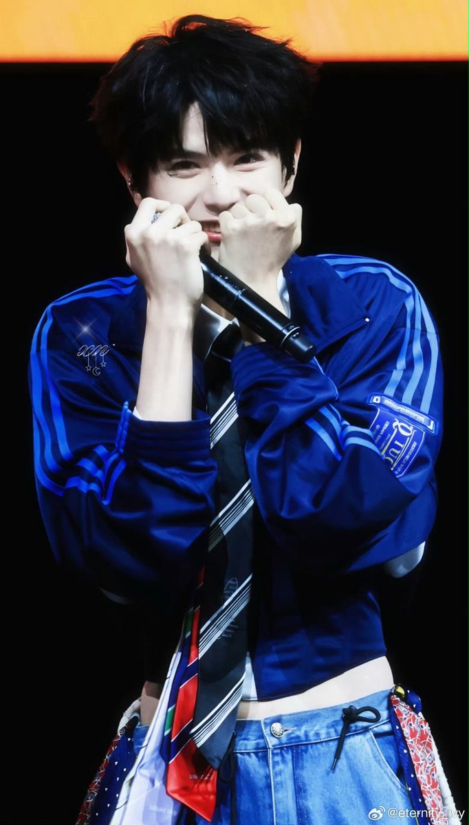bluepeach95's tweet photo. Cu bgt

Calling Aylio with love
#AylioXHK2026 #Aylio #政瞳 https://t.co/owtQFJt6fX