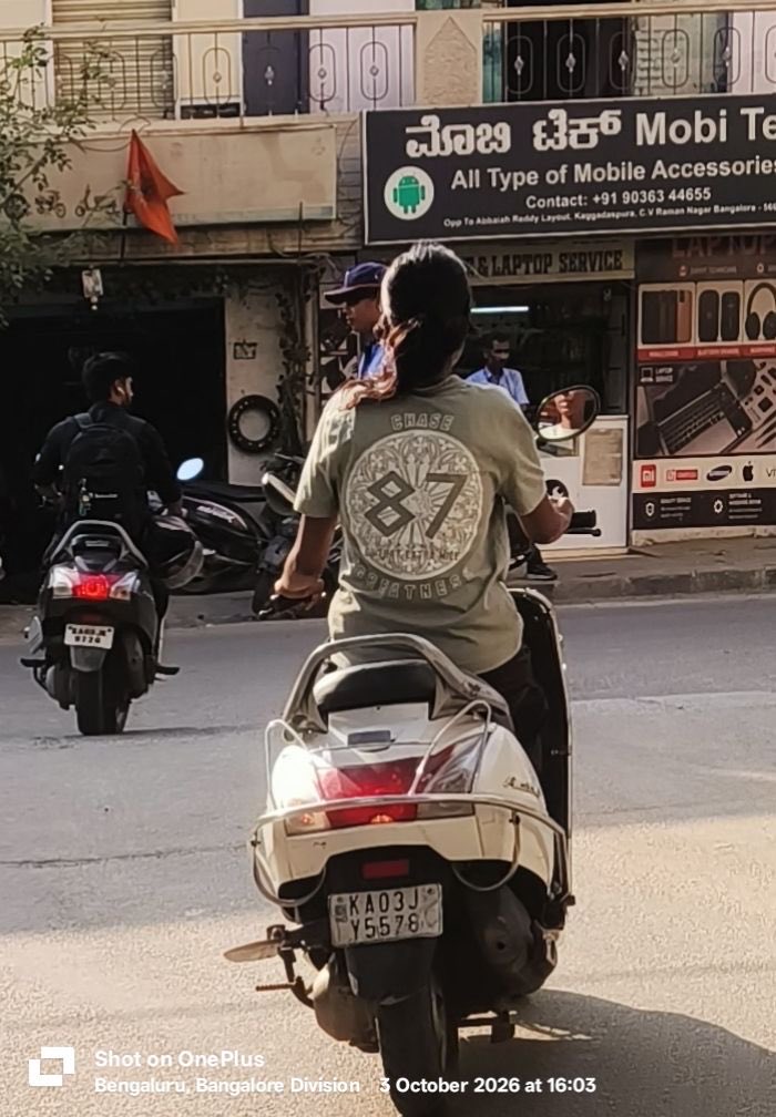RCBengaluru's tweet photo. 📃 Pending fines Rs.49,000/-
🚥 94 traffic violations
🛵 KA03JY5578
📍 Kaggadaspura
🚔 @jbnagartrfps
Please take action
#roadsafety #traffic #bengaluru https://t.co/kMLbf5wFh2