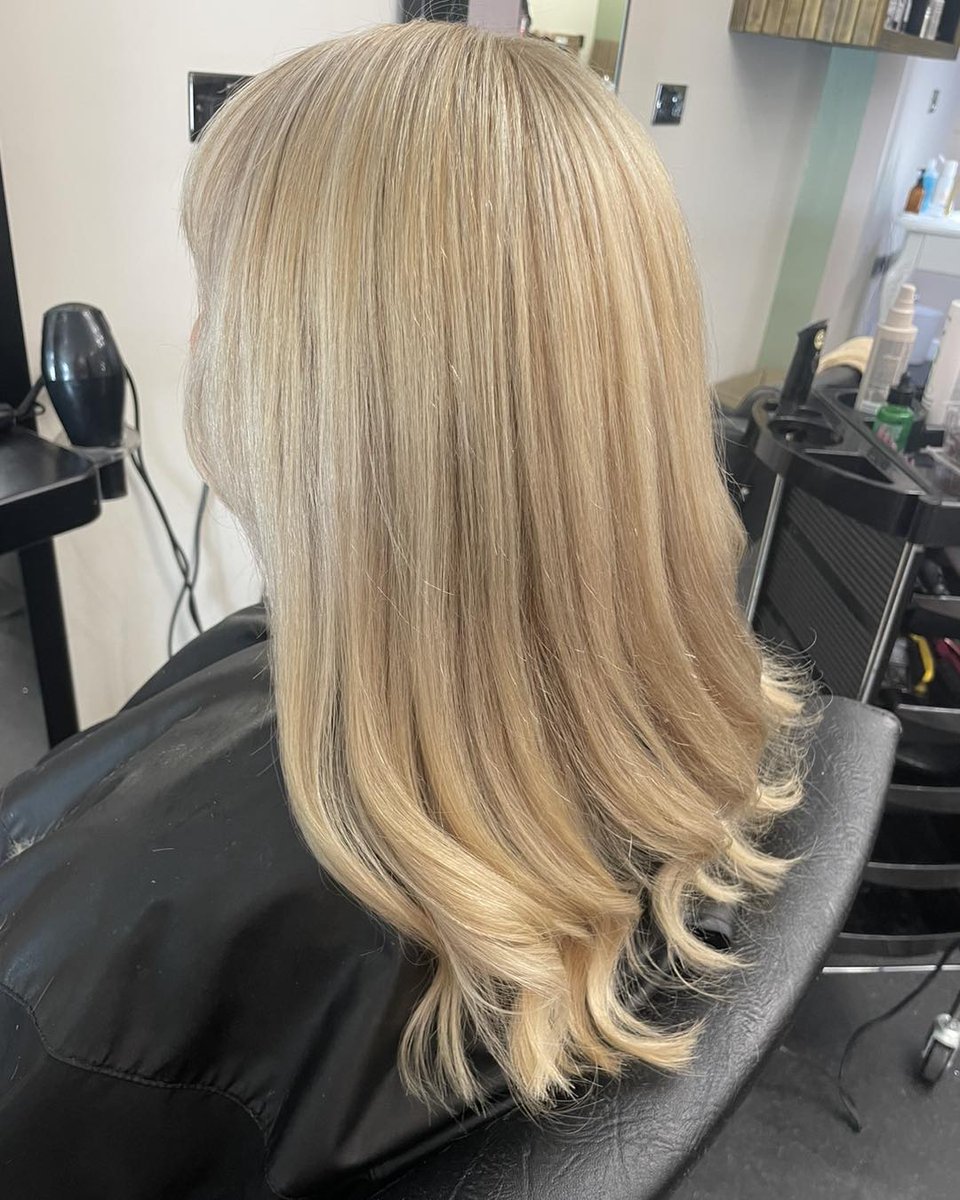 Ckandee's tweet photo. From blonde beauty to wedding-ready elegance: foils, root refresh, icy Revlon toner, cut and blow, finished with a soft, elegant updo for a special reception. Shiny, seamless, and styled to perfection. Hair by Steph at Tangled Hair. https://t.co/sbpcOCLSuv