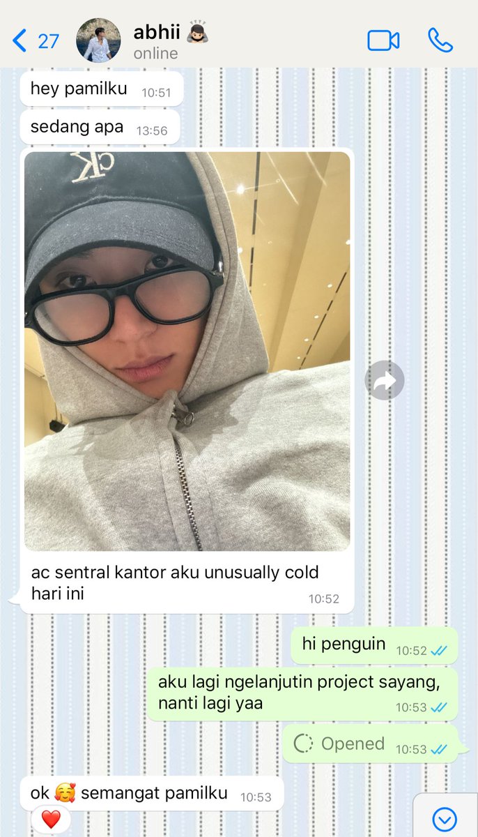 youtheisa's tweet photo. ngabarin mulu 
— from abhinui's universe 

#minwon few tweets au https://t.co/qHqkID9wfz