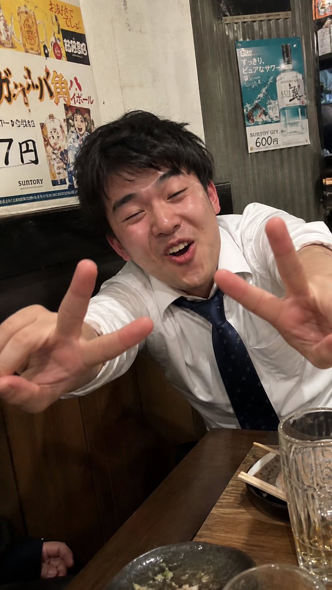 Saya_AIstudio's tweet photo. 成人式の二次会、どっちと一緒に帰る？

← 高校時代にちょっと気になってた女の子
　　久しぶりに会った高校時代の親友 → https://t.co/GlHNnGqXIv
