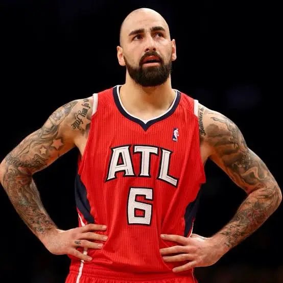 TheNBABase's tweet photo. Pero Antic says LeBron James “ruined the NBA” and compares him to a “little girl” 😳

“I can’t watch the NBA anymore. They’re comparing him to Jordan and Kobe. What? He’s like a little girl, always begging for something, then he flops and nags. LeBron ruined the NBA in one way... ‘Oh, I’m going to chase the scoring title on purpose so that nobody ever catches me. Oh, I want my son to play with me.’ That’s not how it’s supposed to go.”

(Via https://t.co/jMvfFsINFV)