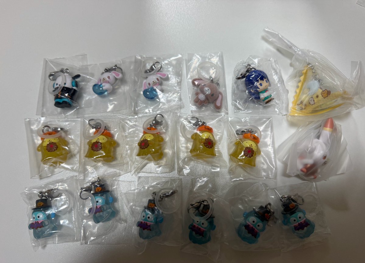 pokeca_daruma's tweet photo. めじるしアクセサリー 買取・交換

譲 抱き合わせ数は画像に記載しております

求 定価(+送料)/がんこちゃん/ウルトラマンmini(ブースカ,バルタン星人)/おじゃる丸×2

大阪手渡しor郵送にてお願いします🙇🏼‍♂️

ポケモンロゴチャーム
サンリオHalloween/solid 
がんこちゃん https://t.co/nCujgrSc6f