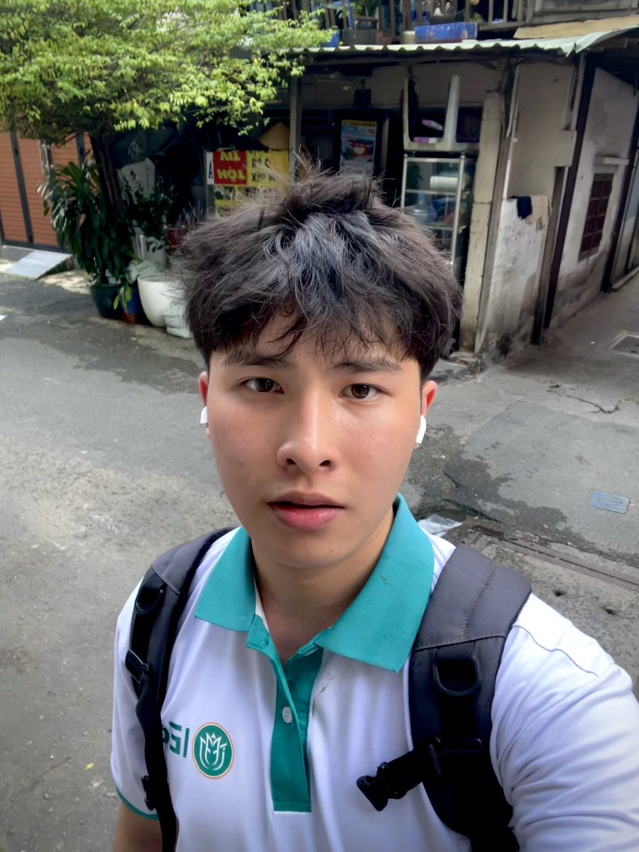 _ngocthang_'s tweet photo. #selfies https://t.co/F8S1icHDnZ
