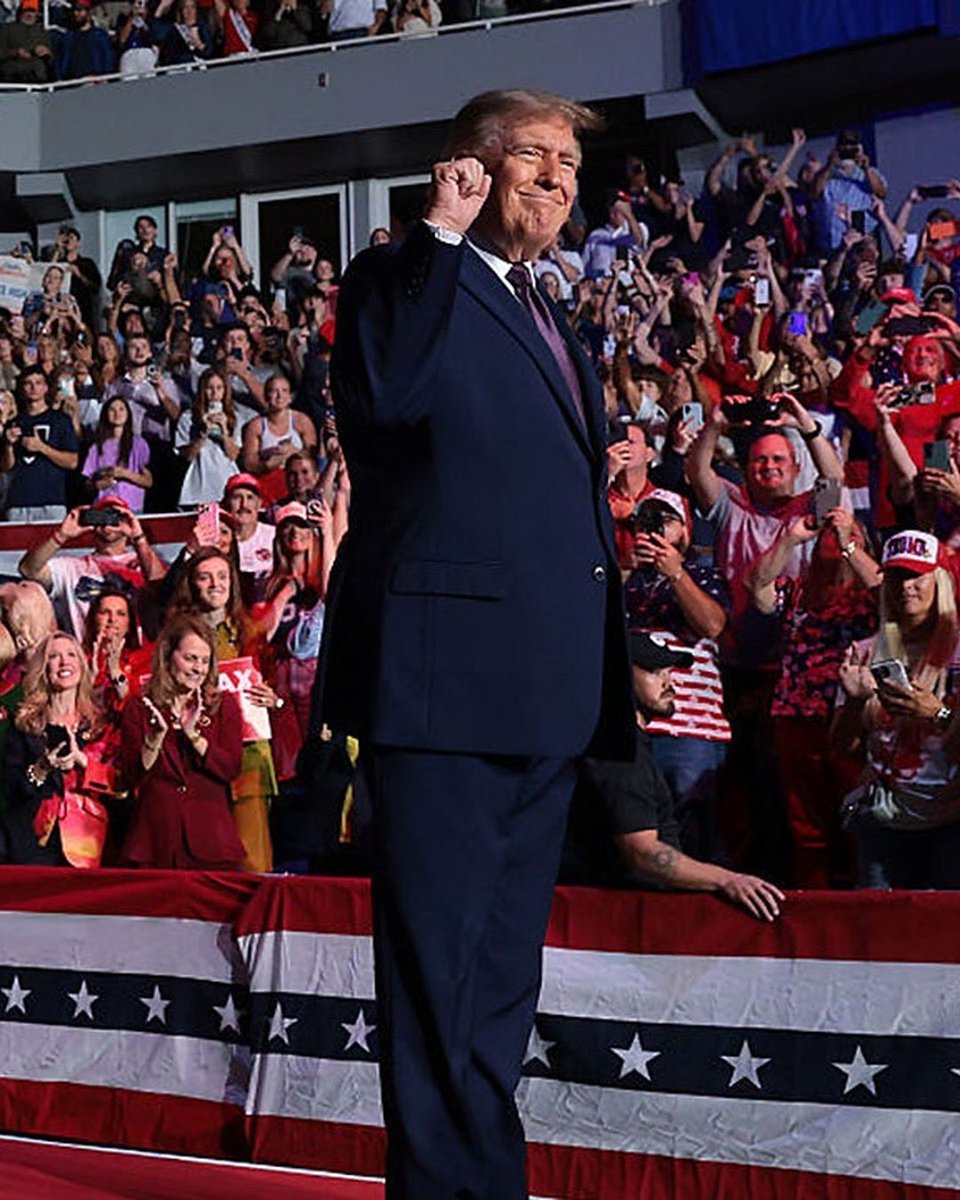 JaimeeUSA's tweet photo. BREAKING: Three University of South Alabama students are federally charged with threatening President Trump ahead of his Friday Mitchell Center rally in Mobile.

Amare Jemal Woods, Cameron Lamark Lewis, and Kayla Leaann Smith were arrested Friday. Affidavits say one wrote "he gotta die bro" on TikTok, another allegedly referenced Utah Valley University (where Charlie Kirk was killed), and a third posted "We only got one chance let's take it" with a gun-mimic image.

Trump still held the rally. Detention hearings are Monday.

They thought it was a joke. FAFO.