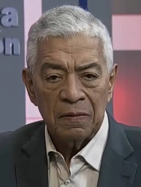 Chapelonnn's tweet photo. Hagamos una lista de meretrices políticas, comienzo yo:

Claudio Fermín. https://t.co/iwgfPNs4tZ