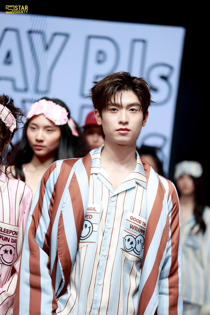 STARSOCIETY_TH's tweet photo. #tthomastc  ร่วมเดินแฟชั่นโชว์ ในงาน  Bangkok International Fashion Week 2026 - Visionary Stage at Siam Center 

THOMASKONG AT SIAM CENTER BIFW26

#SiamCenterBIFW2026xTHOMASKONG  #SleepingcloudTH
#SiamCenterBIFW2026 #BIFW2026 #SiamCenter #thomaskong #โทมัสก้อง https://t.co/PalYjPqAP2