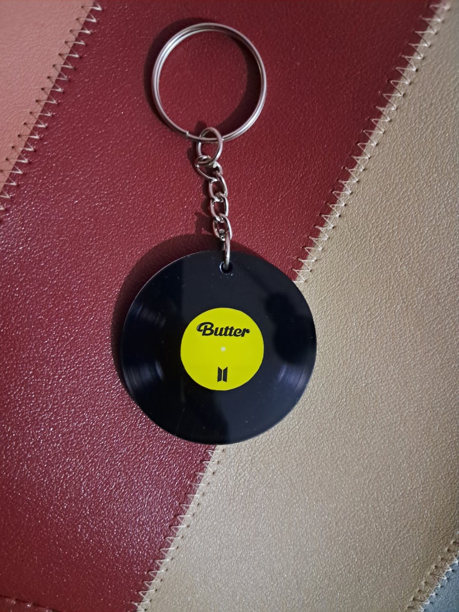 shopwithsamy's tweet photo. Who wants these cute acrylic keychains? 💜
Rs 249 https://t.co/DP6Rk4NgJy