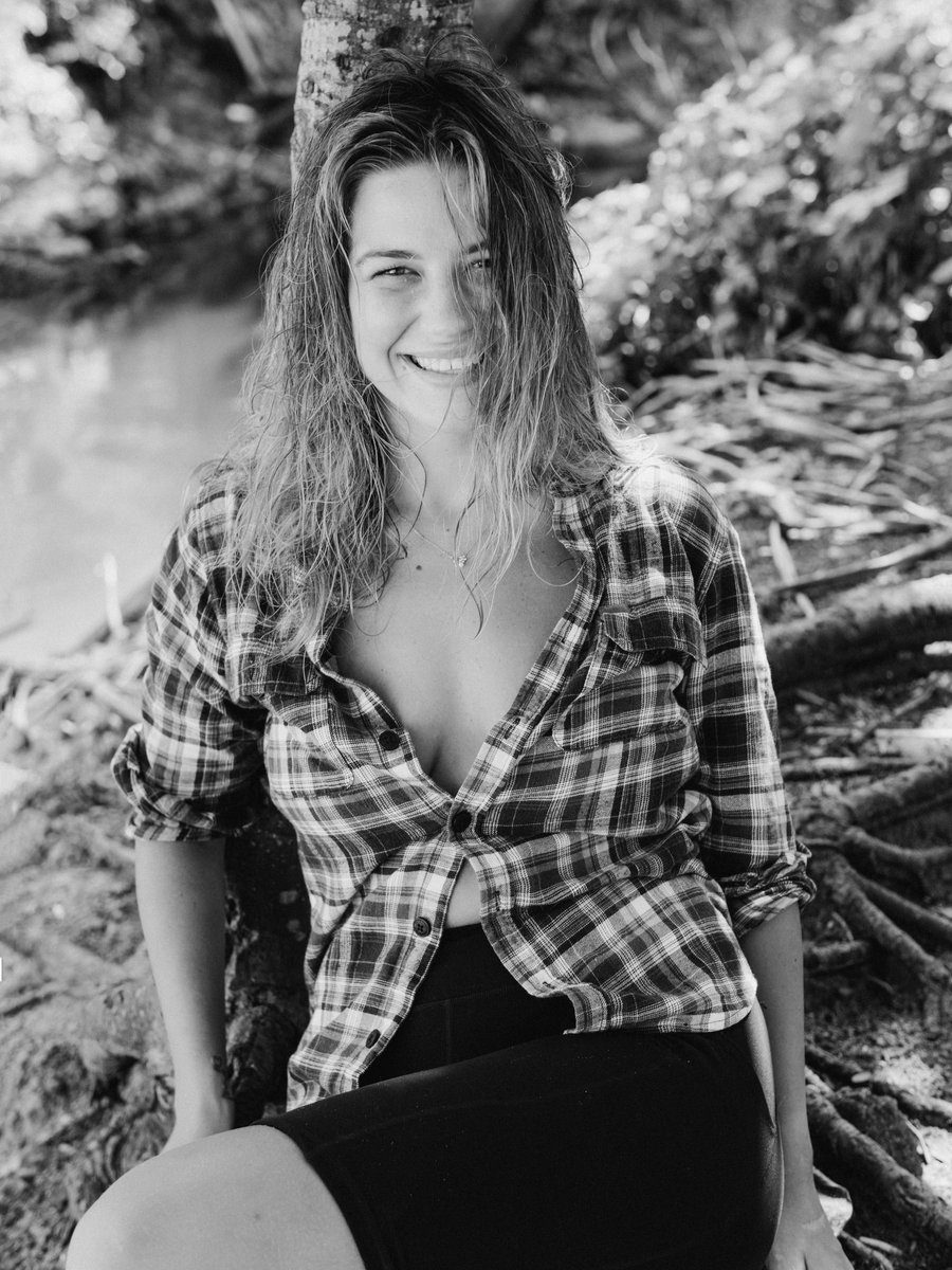 ggkoy12's tweet photo. These photos from last year found their song today. In the end, it’s about spring. Posting this today feels just right. Somewhere between an ad for happiness and a dental clinic. I like going to the dentist, and you can tell. Life is, after all, a https://t.co/SUeHNojWOa