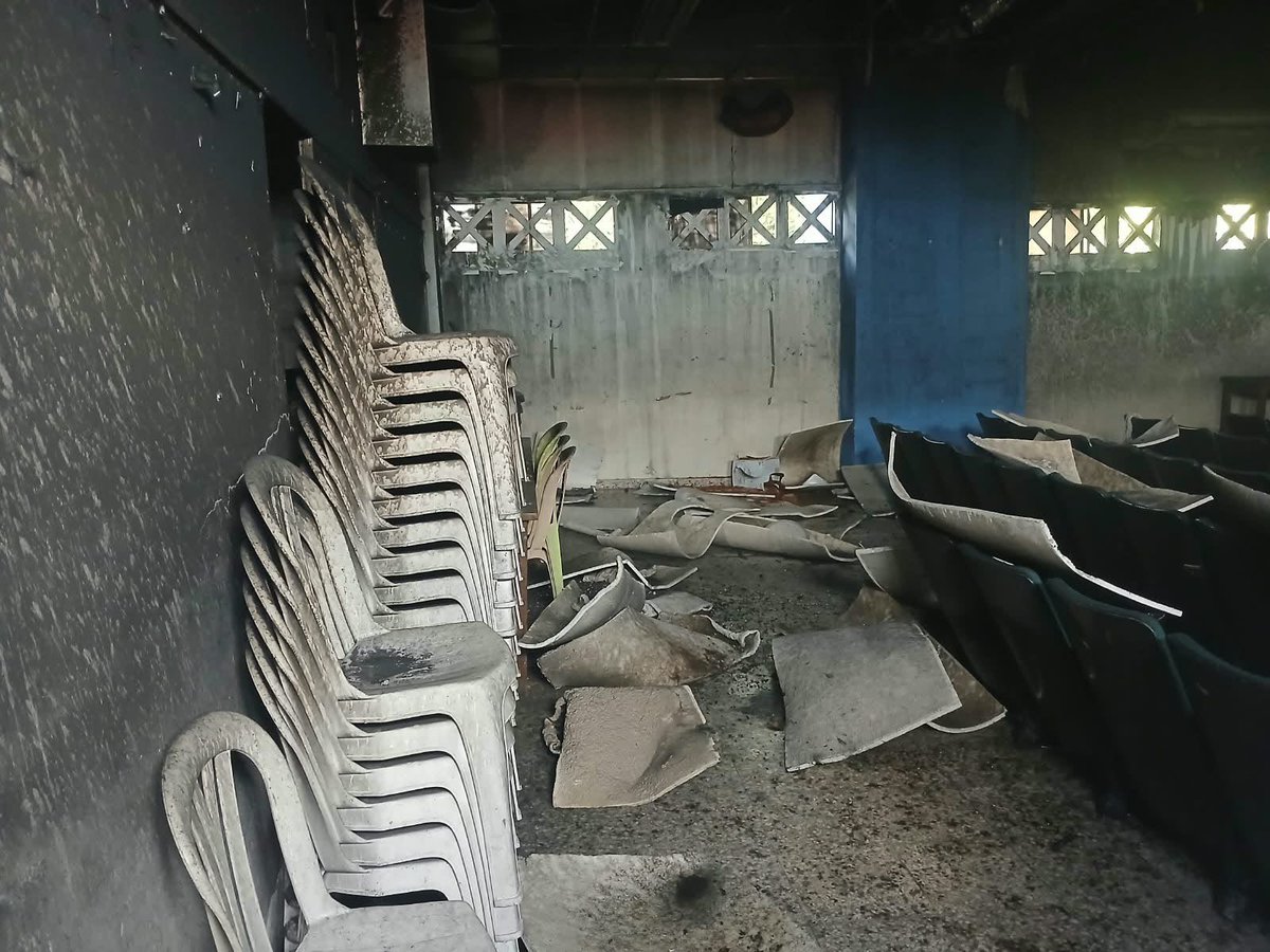 soledadalcaldia's tweet photo. 🚨 INFORME OFICIAL

La Alcaldía de Soledad informa que un cortocircuito habría provocado un incendio estructural en el paraninfo de la I.E. Dolores María Ucros, con reporte preliminar de pérdida total.

La alcaldesa Alcira Sandoval Ibáñez realizará inspección técnica para evaluar daños y definir acciones de recuperación.