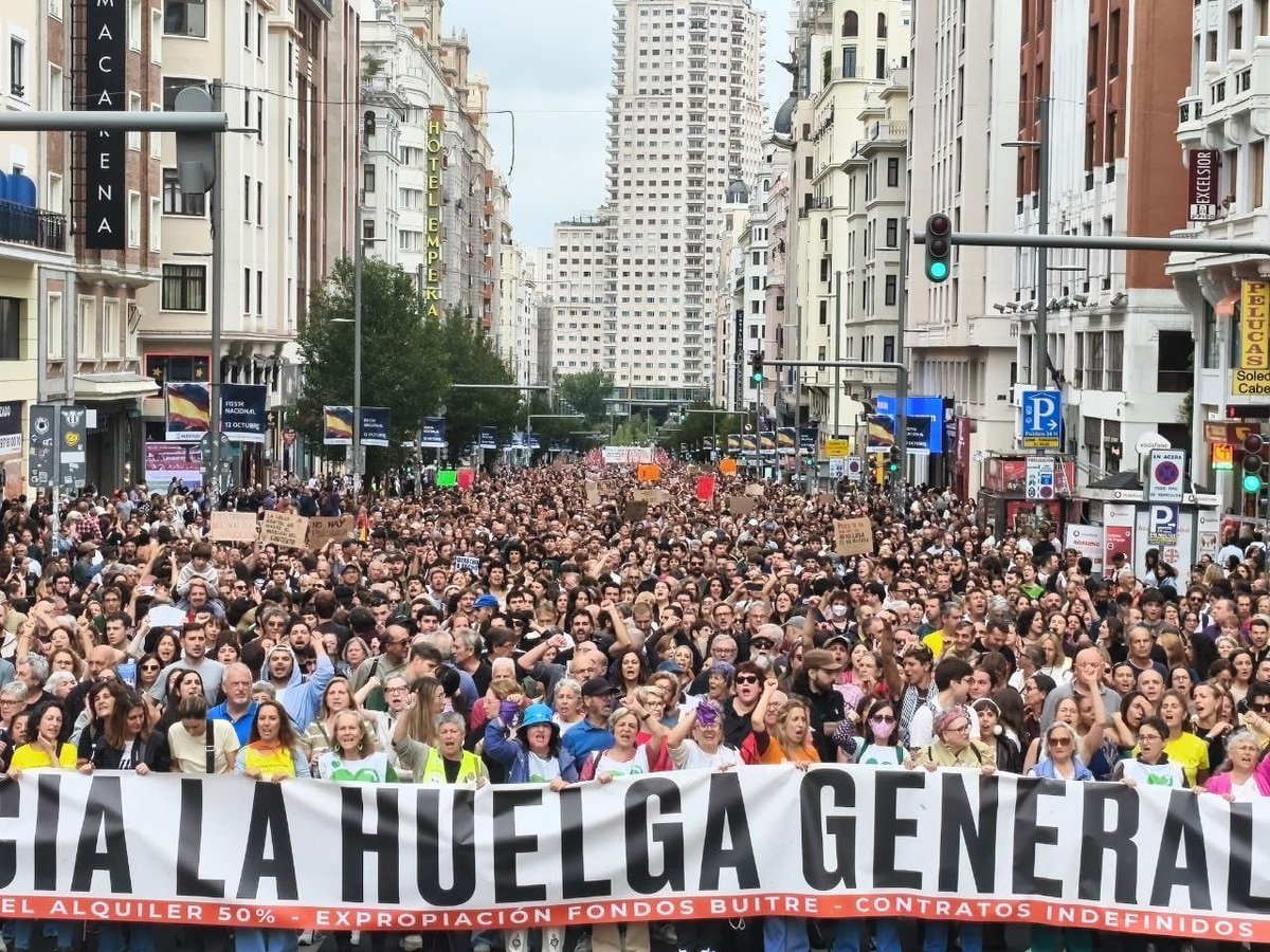 fcmmfc's tweet photo. "El poder del pueblo, que no es lo mismo que la versión domesticada de éste expresada en elecciones periódicas mediante sufragio universal, se ve en pocas ocasiones, y se ejerce en menos" Eric Hobsbawm. https://t.co/lcbTdTSRBY