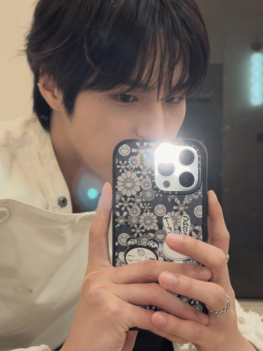 82Message's tweet photo. [#킹왕짱_사랑해]
🇲🇾🖤

#82MAJOR #82메이저 #에이티투메이저
#황성빈 #HWANGSEONGBIN https://t.co/lxSN9Ihf5S