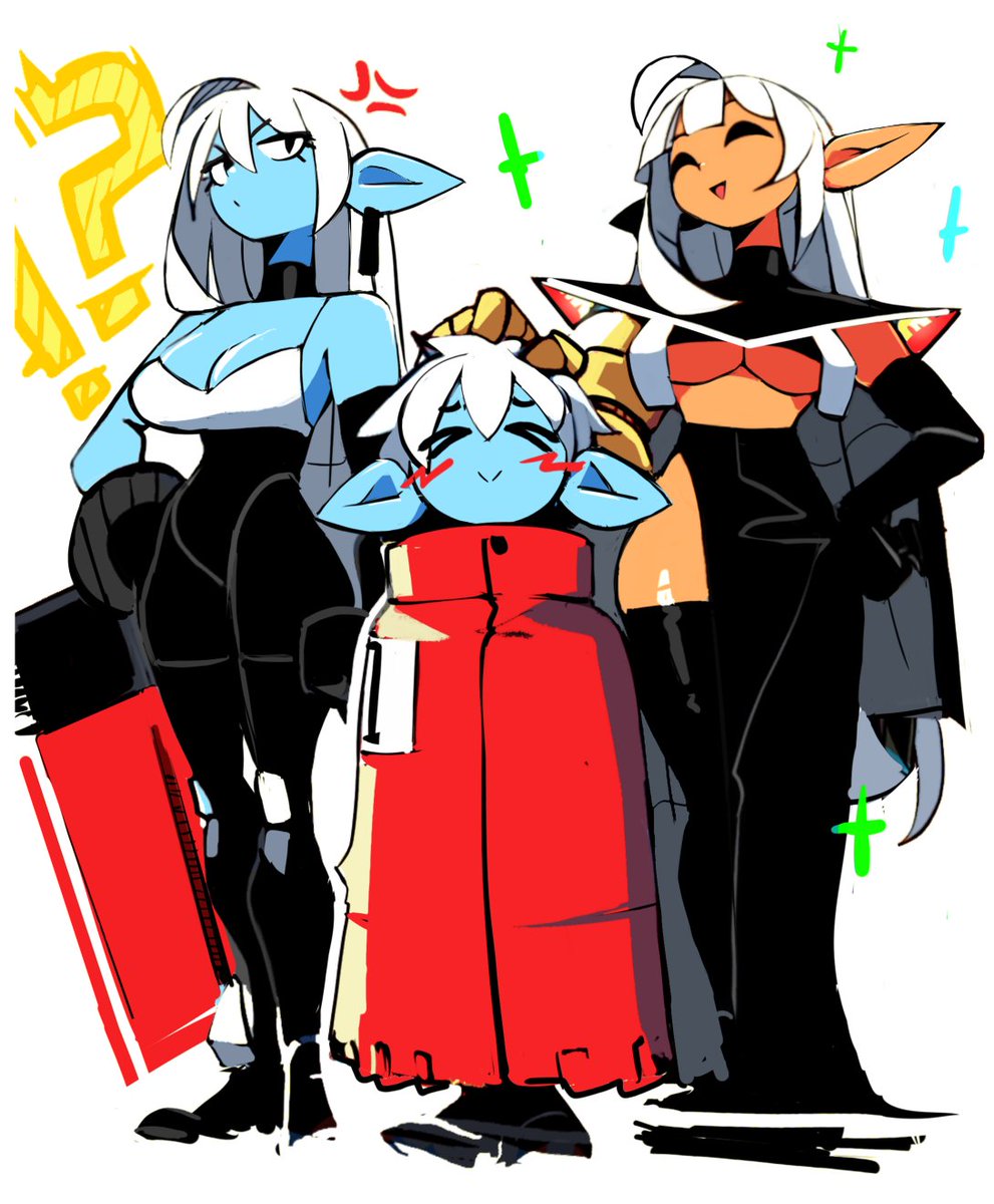 Reddymarts's tweet photo. Two and a half elves https://t.co/McKjc36aiX