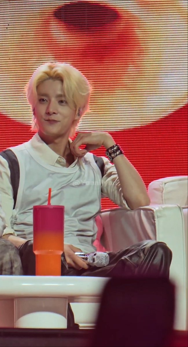 lemonjaeyun's tweet photo. pouty jaeyunie https://t.co/IjfuBGdMXR