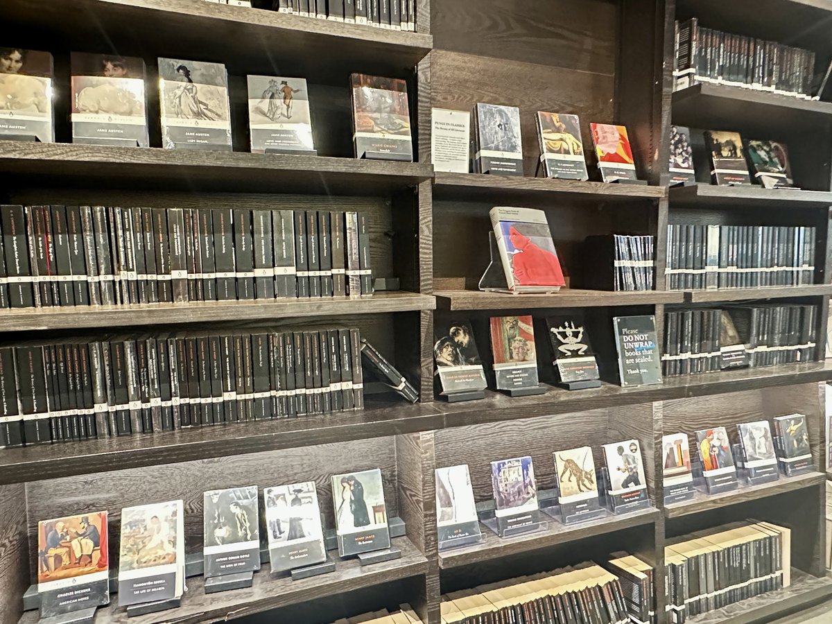queencastles777's tweet photo. Tsutaya Books was such a nice little find today Got lost in the shelves, had coffee with Steinbeck, and forgot about the outside world for a while. #booktwt

Current physical read: 
Of Mice and Men - John Steinbeck
