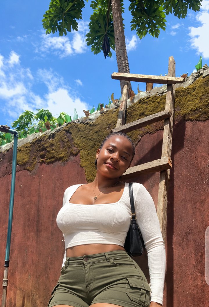 Sheisperpetua's tweet photo. If na to  say I get man., Shebi I for spoil am today but single life Sweet Sha.

Happy boyfriend day to all the amazing boyfriends in the world.

Nonchalant boyfriends will díé by 11pm sharp today 📌 https://t.co/ZmQCn2udMY