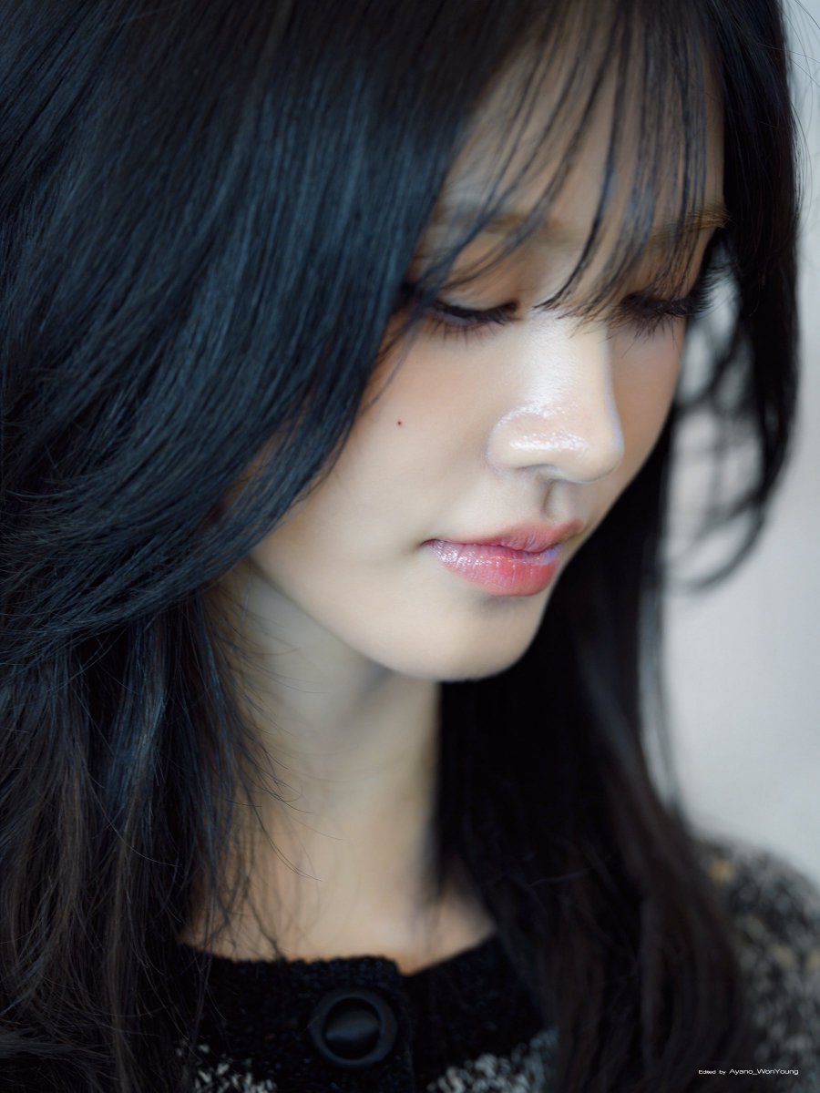 whiteAngell0009's tweet photo. 誤魔化しが一切通用しない、この高ズーム4K写真のリズちゃん美の猛者すぎ。こんなプルプルちゅるちゅるお肌羨ましすぎて苦しい... https://t.co/pDkUxX7TDw