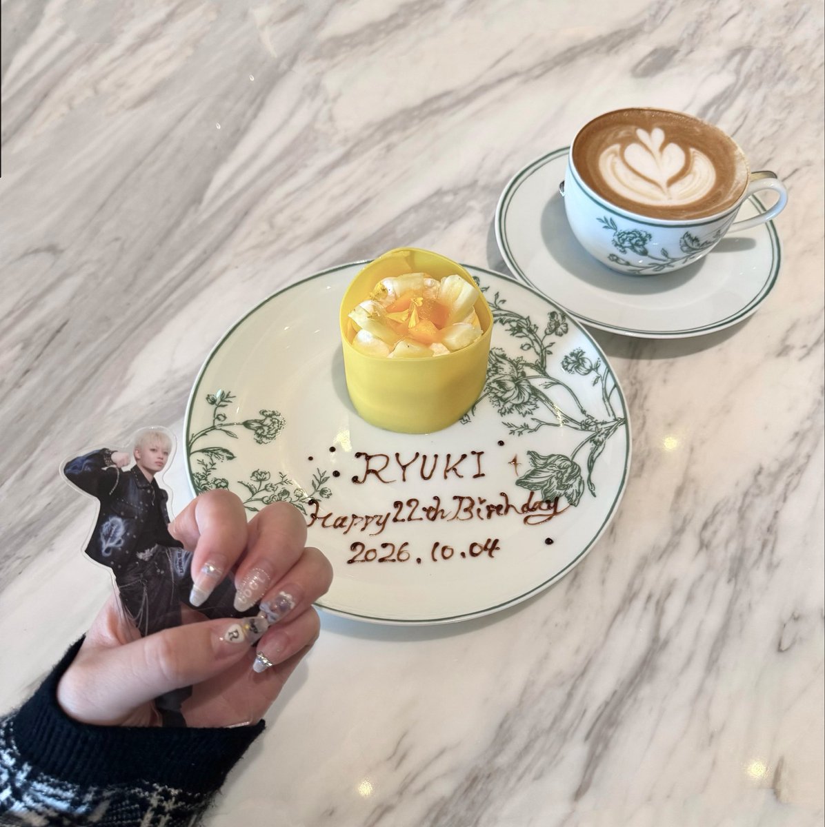__ol23n's tweet photo. ✦ ── ✧ ── ★ ✦ ── ✧ ── ★
　☾ ˚　⋆　˚               ☾ ˚　⋆　˚
☆　　✧　　☆       ☆　　✧　　☆
              𝐻𝑎𝑝𝑝𝑦 𝑏𝑖𝑟𝑡ℎ𝑑𝑎𝑦 
                               𝐷𝑒𝑎𝑟 𝑅𝑌𝑈𝐾𝐼

#MAZZEL_MUZEUM
#King_the_birthday22
#HBD_RYUKI
#MAZZEL https://t.co/XW1BlkCoa4