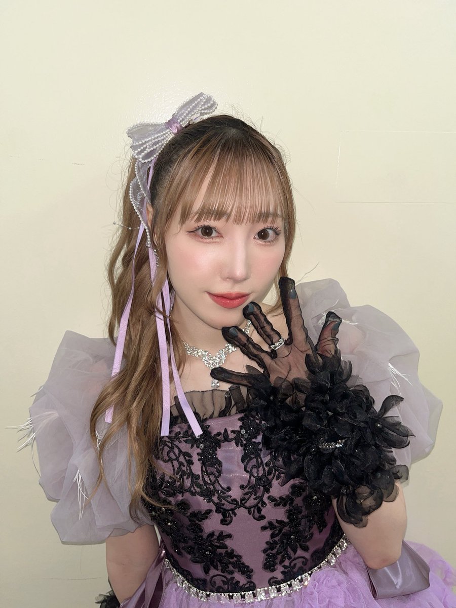 fukumura_mizuki's tweet photo. 10/4大阪！

ヨドバシカメラマルチメディア梅田 B2F ヨドバシホールにてリリイベ初日開催🌷.*

①12:30～ ②15:00～ ③17:30～

住所：大阪府大阪市北区大深町1-1
アクセス：JR大阪駅・阪急梅田駅地下直結

観覧フリー
ステージ前方優先観覧エリアあり

お会い出来るの楽しみにしてます♡
 #譜久村聖 https://t.co/K5hfjzHxC4