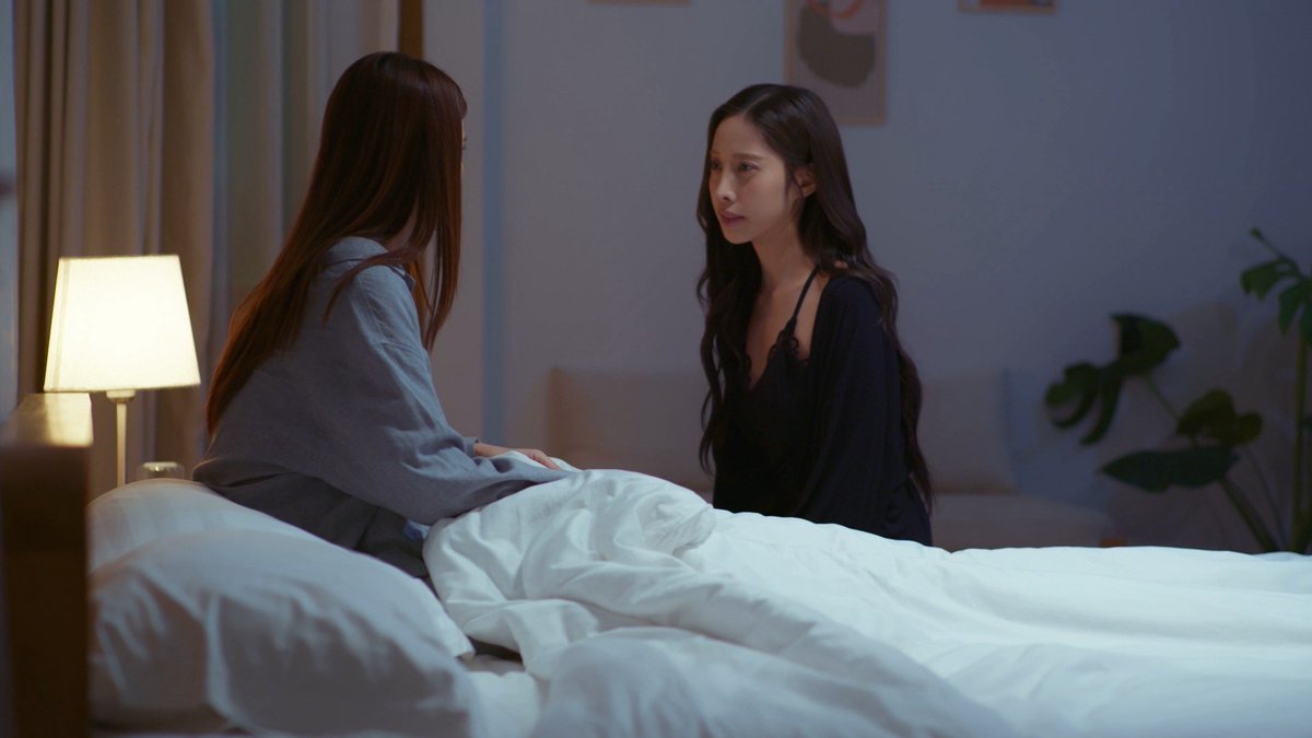 Third_Northstar's tweet photo. ใครคือซันหรอคริส!!

BETWEEN LOVE AND MEMORY
#ThirdPersonTheSeriesEP4 https://t.co/qW7FB0LeBw