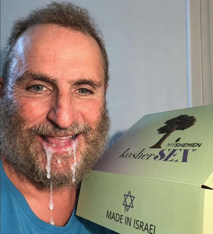 graemeahogg's tweet photo. @BruceHamill_DU @Alexarmstrong @LeeHarris @_ConnieShaw Better make sure you stop in by Rabbi buttplugs kosher sex shop for a dildo for @darrengrimes https://t.co/5yw4Ff1xQb