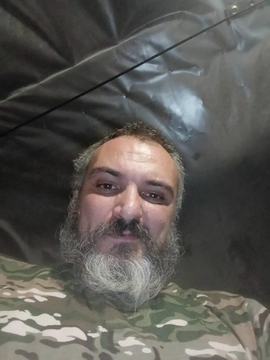 FraLorik's tweet photo. При взрыве машины в Новомосковске погиб Роман Сыромятников — бывший сотрудник ФСИН, участник войны п
Украинская прокуратура ранее объявляла Сыромятникова в розыск по подозрению в пытках украинских военнопленных в тульской колонии. По версии следствия, в 2022 году он и другие https://t.co/xWVvAmcgYE