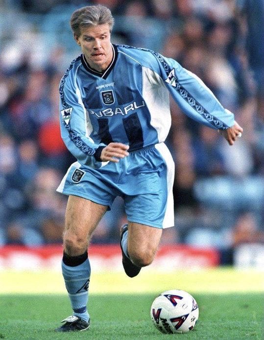 Ftbl_Scrapbook's tweet photo. Roland Nilsson
Coventry City (2001-2002)
9 League Appearances

#CoventryCity https://t.co/v27rdb4njy