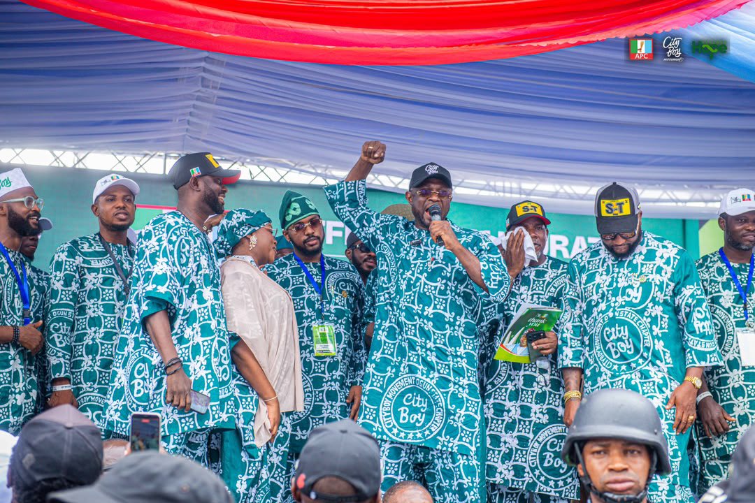 shoga_francis's tweet photo. Ogun State was agog today as we officially inaugurated the State Executives of the City Boy Movement and commissioned our State Secretariat (@cityboymovt_og) in Abeokuta. 

In my address, I charged the new executives to see this not as a title but as a call to serve. I told them our task is to take this movement to all 20 Local Government Areas, engage young people where they are, and build a disciplined, grassroots structure that will mobilize massively for the re-election of President Bola Ahmed Tinubu in 2027.

I sincerely appreciate the Deputy Governor of Ogun State, Her Excellency Engr. Noimot Salako-Oyedele, (@NoimotOyedele) who represented His Excellency Governor Dapo Abiodun (@DapoAbiodunCON), for her inspiring remarks and passionate support for the Movement. 

I also thank Senator Solomon Olamilekan Adeola (Yayi), @Sen_AdeolaYAYI our APC gubernatorial candidate, for highlighting President Tinubu's tangible impact in Ogun State - from the $7 billion Olokola Port MoU, to new federal universities and the Federal University of Medical Sciences. I must say, their presence and words gave us renewed energy and direction.

I specially commend our Ogun State Patron and Personal Assistant to the President on Special Duties, Alhaji Kamorudeen Yusuf (@KamorYusuf), for his firm leadership and sacrifice for this Movement in Ogun State. 

I also thank our national leadership, members of Ogun State Executive Council, our support groups, and the great Nigerian students who turned out in large numbers for your unbroken dedication and commitment.

Together, we will deliver #TinubuYayi

— Tosin Shoga