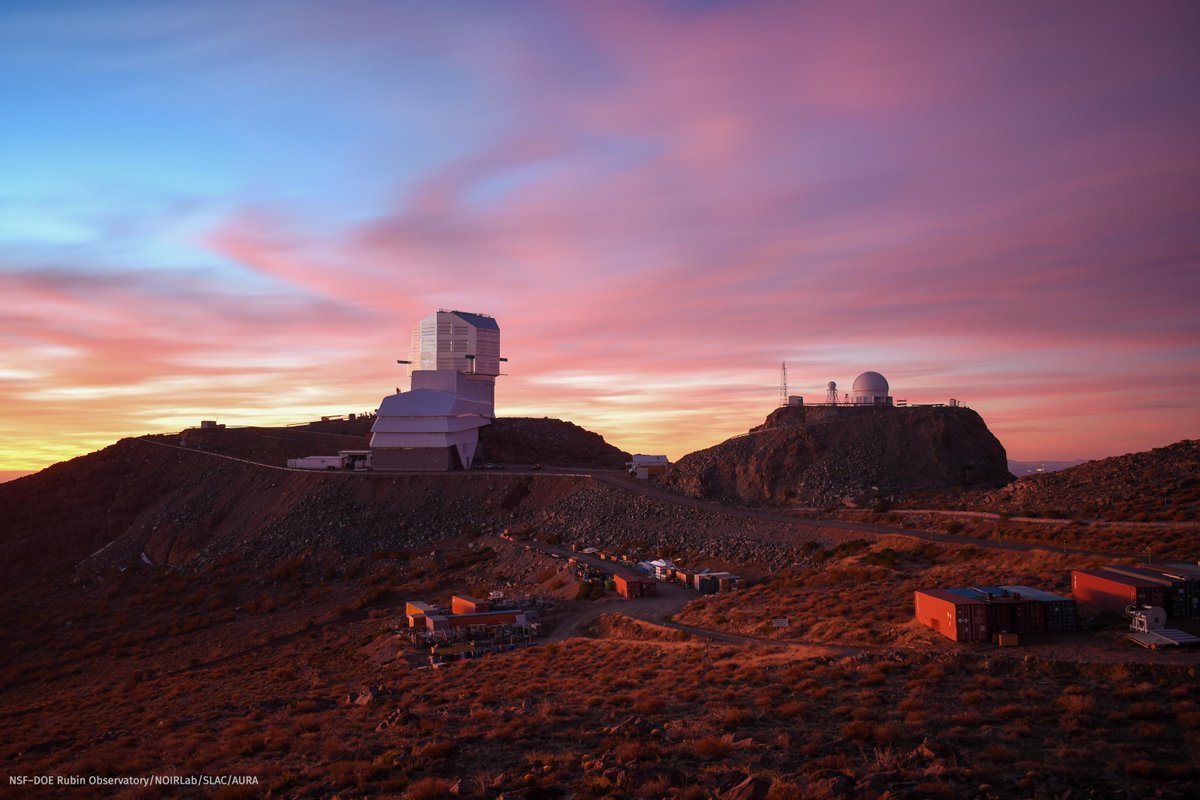 VRubinObs's tweet photo. It's October 3rd, so we're wearing pink! 🌸

On Cerro Pachón in Chile, nature puts on its own show during twilight, painting the sky and NSF–DOE Rubin Observatory in glowing pink. We can't really enforce a dress code for the cosmos, but the Chilean skies clearly got the memo. https://t.co/4HaiGGT0iT