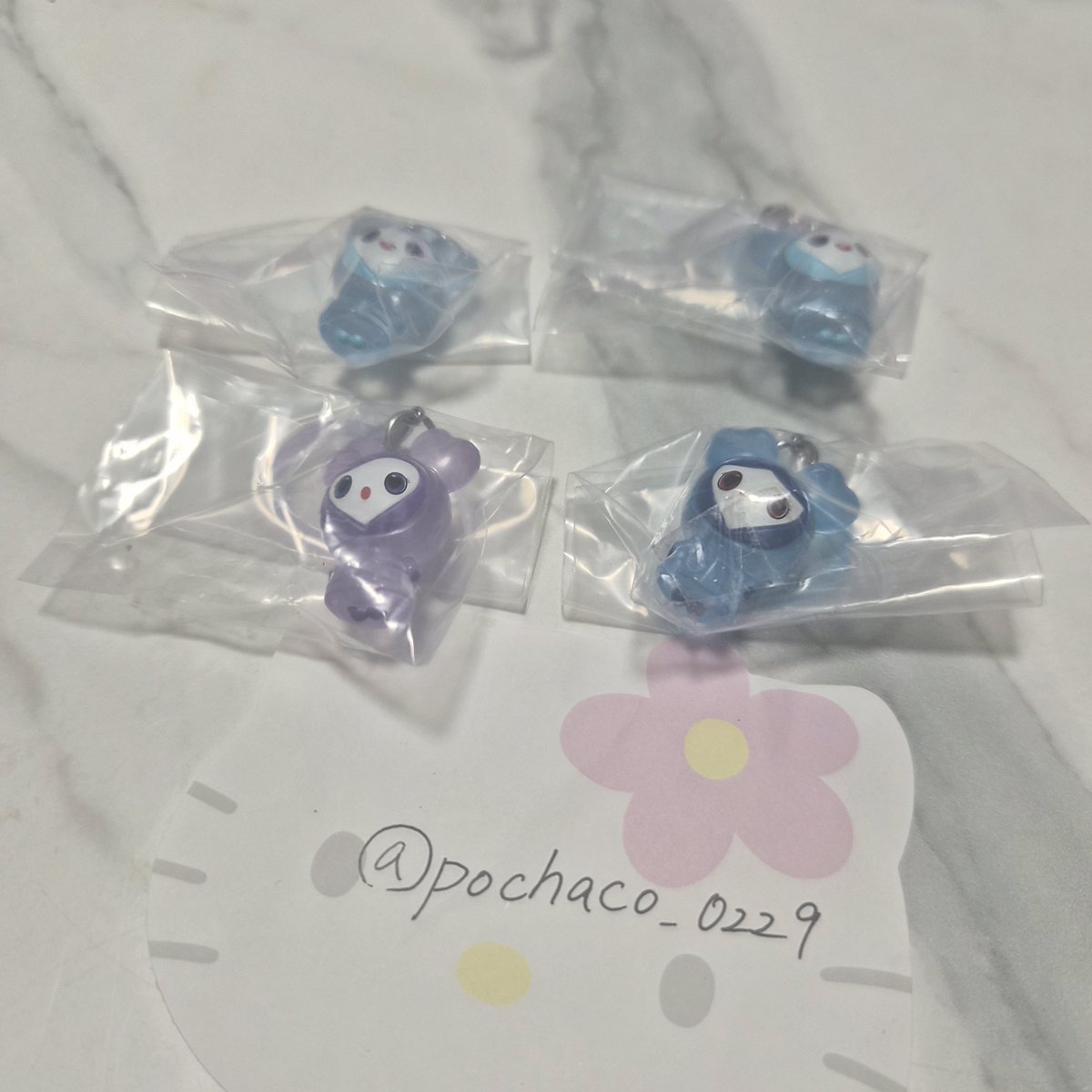 pochaco_0229's tweet photo. TWICE LOVELYS めじるしアクセサリー　交換

譲:サナ(SAVELY)、ナヨン×2(NAVELY)、ツウィ(TZUVELY)

求:モモ(MOVELY)

郵送交換希望📮
検索からでもお気軽にお声がけ下さい☺ https://t.co/igzt3lux9Q