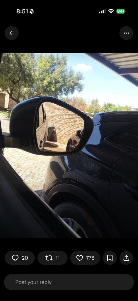 TrollwarsxcWeb's tweet photo. @babeotswejang Everyone saying D is why we have so many fucking accidents. “I don’t need to see my car I know what it looks like” yes the fuck you do. You need to see the distance between other cars and yours. C is half an inch too much but this is how it should look always https://t.co/Ihj2FmibAc