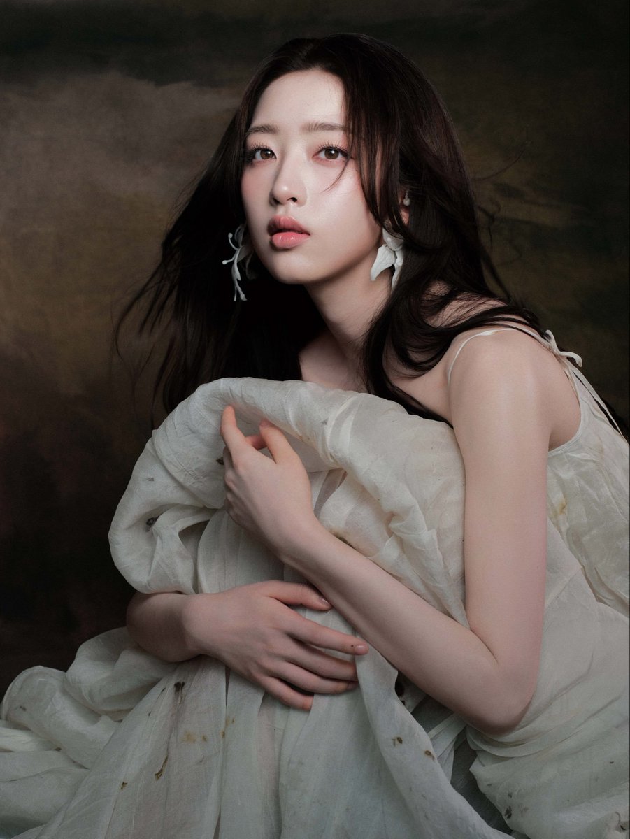 phoenixwm0's tweet photo. Ohhh baobei, you're absolutely perfect this breathtaking beauty!!! #DengEnxi https://t.co/mPIpGQGvLZ
