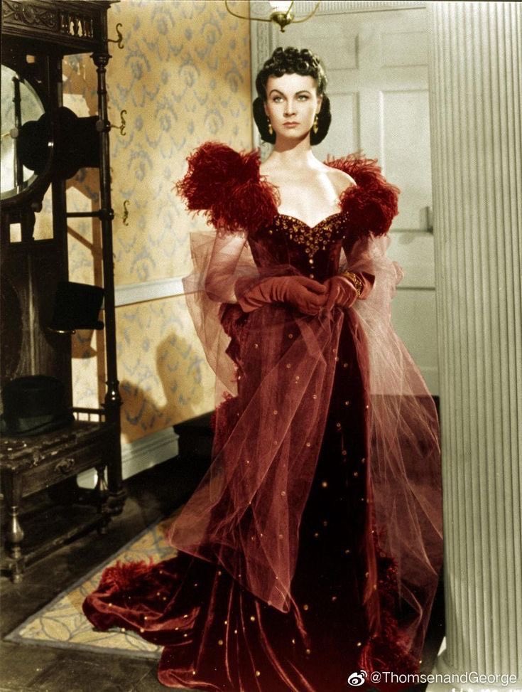 novelwanders's tweet photo. she was kinda serving scarlett o’hara with this look https://t.co/sLNXacMJ4I