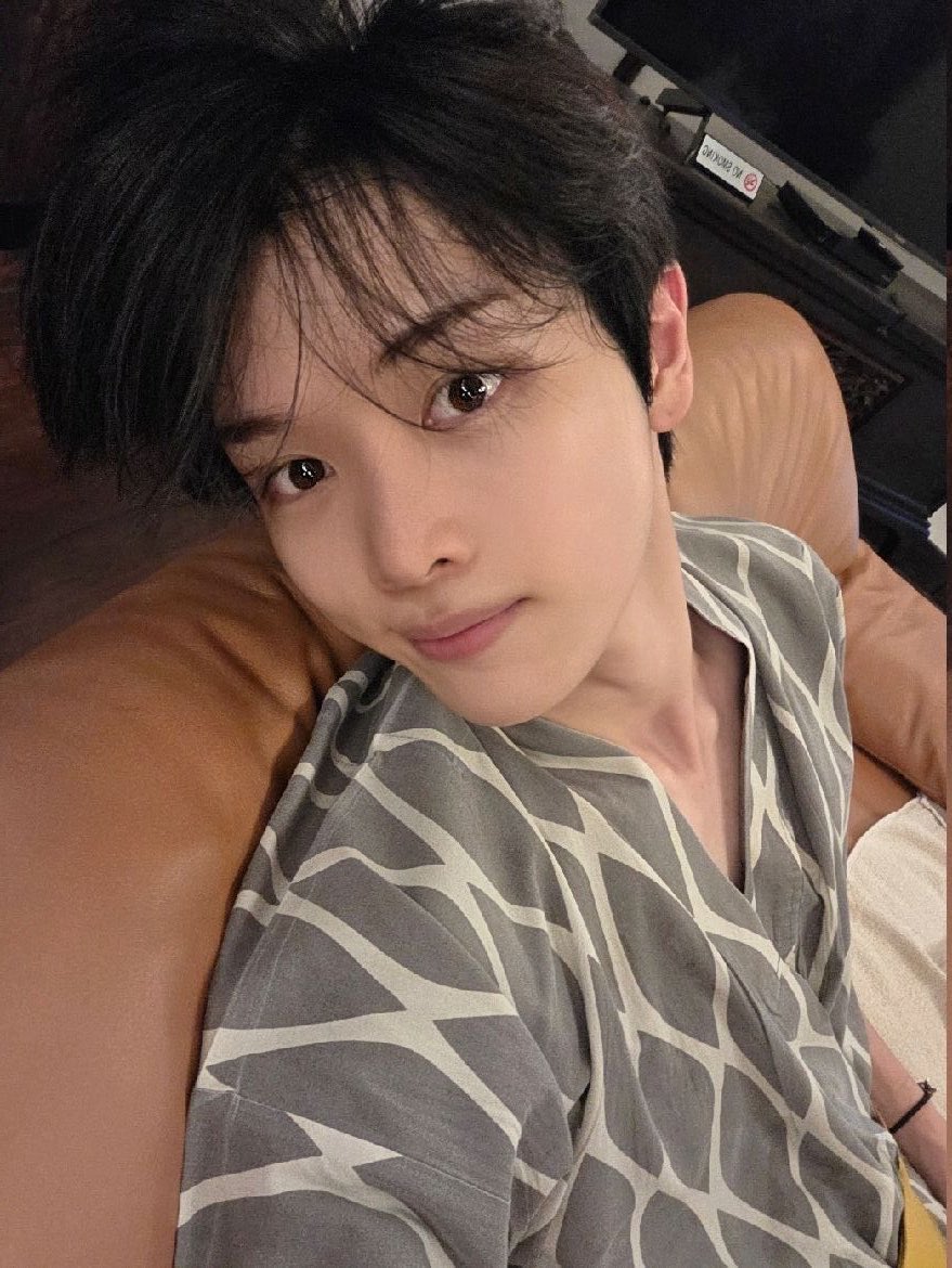 inadeepwater's tweet photo. ดูเป็นคนที่จะพิมว่า ‘อ้อนก่อน’ แล้วมีคนอ้อนจริง ๆ 😉 https://t.co/Yhp0yjK1yZ
