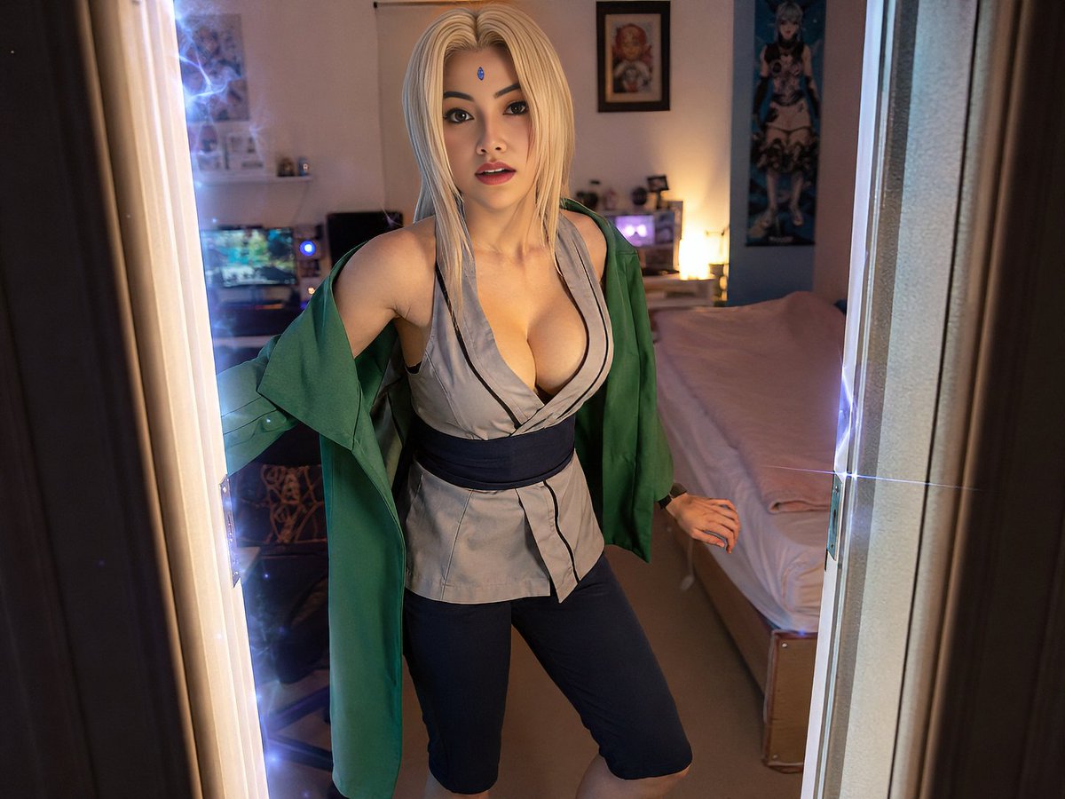 emirifonda's tweet photo. Just a little Tsunade mock-up test at home tonight 💚 Still playing with the look before the real shoot… does this version feel right, or should I push it further? 👀

#Tsunade #Naruto #Cosplay https://t.co/5yfZWi5o6Y
