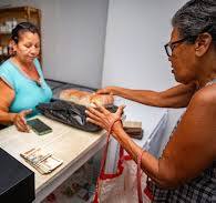 gpppmatanzas's tweet photo. En medio de las actuales transformaciones económicas y sociales por las que atraviesa Cuba en un difícil etapa debido al cruel bloqueo de EE.UU., la implementación de los Mercados de Barrios es una realidad desde los municipios matanceros y toda Cuba.
#GobMtz #CubaSí https://t.co/PFkPWOf9tn