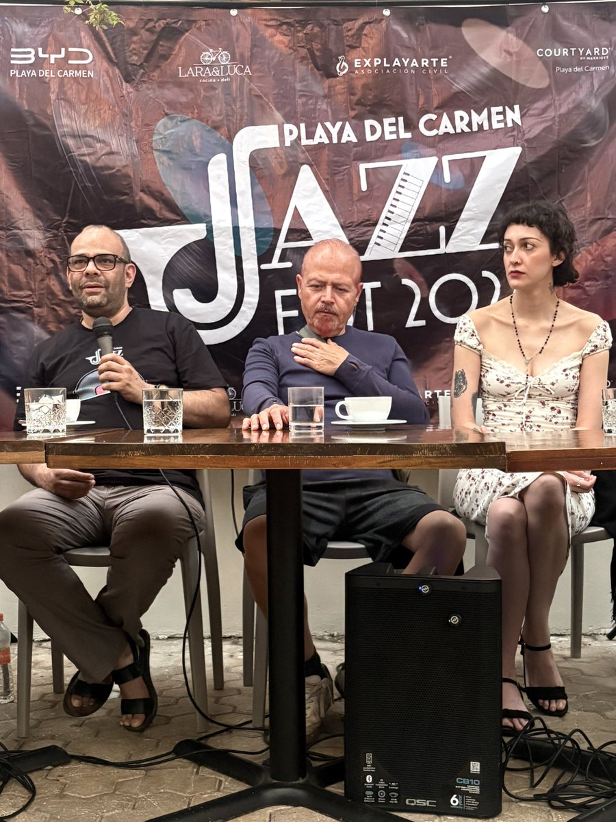 VERO_MIER's tweet photo. Hoy #SantaSabina en #PlayaDelCarmen en la  🎷🪊🎺Tercera edición #FestivaldeJazz
#JazzFest2026 https://t.co/0ARaQOmr1A