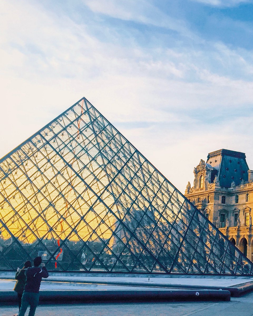 MyRoyalEurope's tweet photo. Reminder that your, “quick trip to Paris” can start on a cruise ship. 😉

📍 Freedom of the Seas, sailing from Southampton in 2027 https://t.co/fQLXZgWwKl