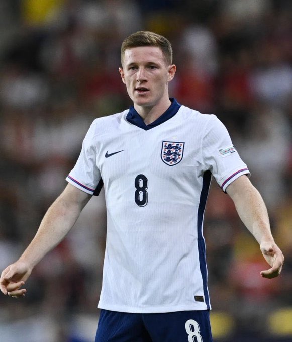 centregoals's tweet photo. 🚨🚨| 𝐑𝐄𝐂𝐎𝐑𝐃: Elliot Anderson becomes the 𝐐𝐔𝐈𝐂𝐊𝐄𝐒𝐓 player to reach 20 England caps, doing it just 392 days after his debut. 🌟🏴󠁧󠁢󠁥󠁮󠁧󠁿 https://t.co/KO92e13sSm