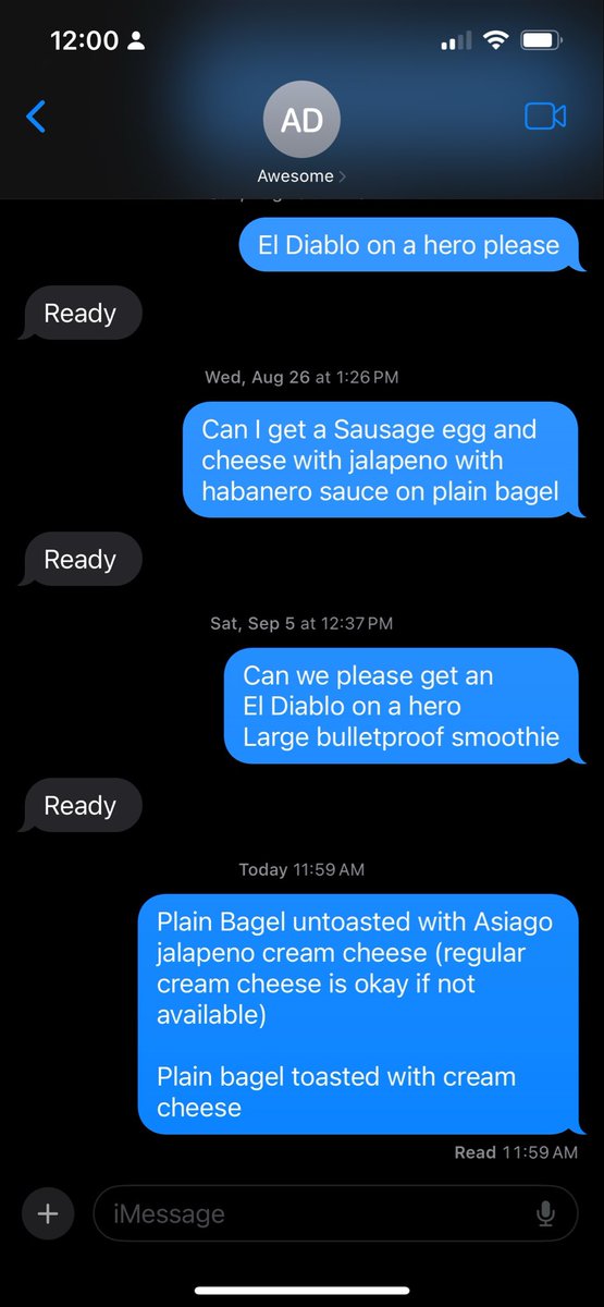 TaylorCraig's tweet photo. Peak nyc is texting your bodega your order ahead of pickup https://t.co/4JfEnMJ7AG