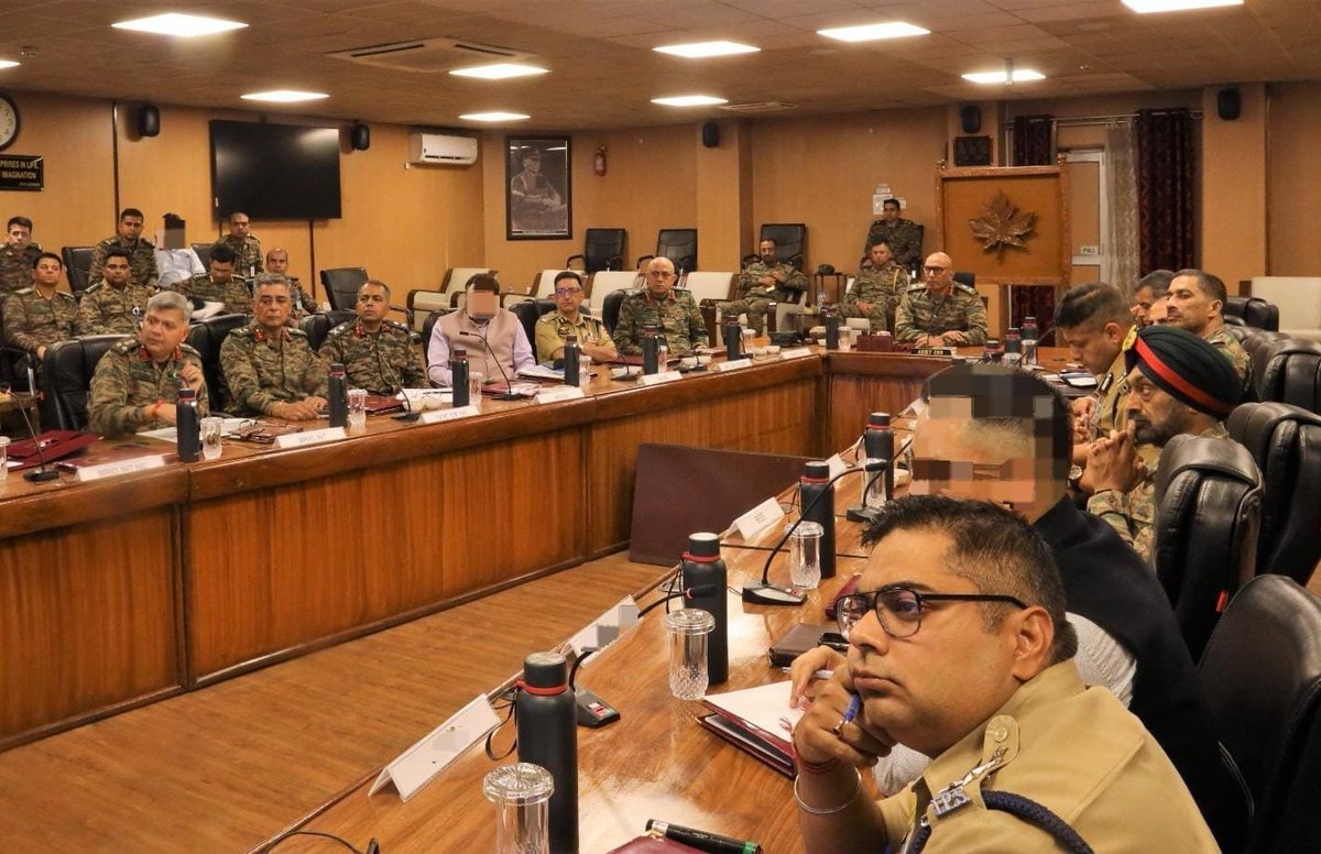 NorthernComd_IA's tweet photo. Lt Gen Pratik Sharma, #ArmyCdrNC, chaired a comprehensive Security Review & Coordination Meeting at #Srinagar and reviewed inputs in presence of key stakeholders on the prevailing security situation, operational preparedness and coordination mechanisms.

#ArmyCdrNC reiterated the need for enhanced inter-agency #Synergy, real-time intelligence sharing and integrated coordination to strengthen operational readiness, facilitate rapid response and enhance the effectiveness of joint operations.

#NationFirst
#AlwaysInCombat
#JAIseVIJAY

@adgpi 
@ChinarcorpsIA
@prodefencejammu
@PRODefSrinagar
@JmuKmrPolice