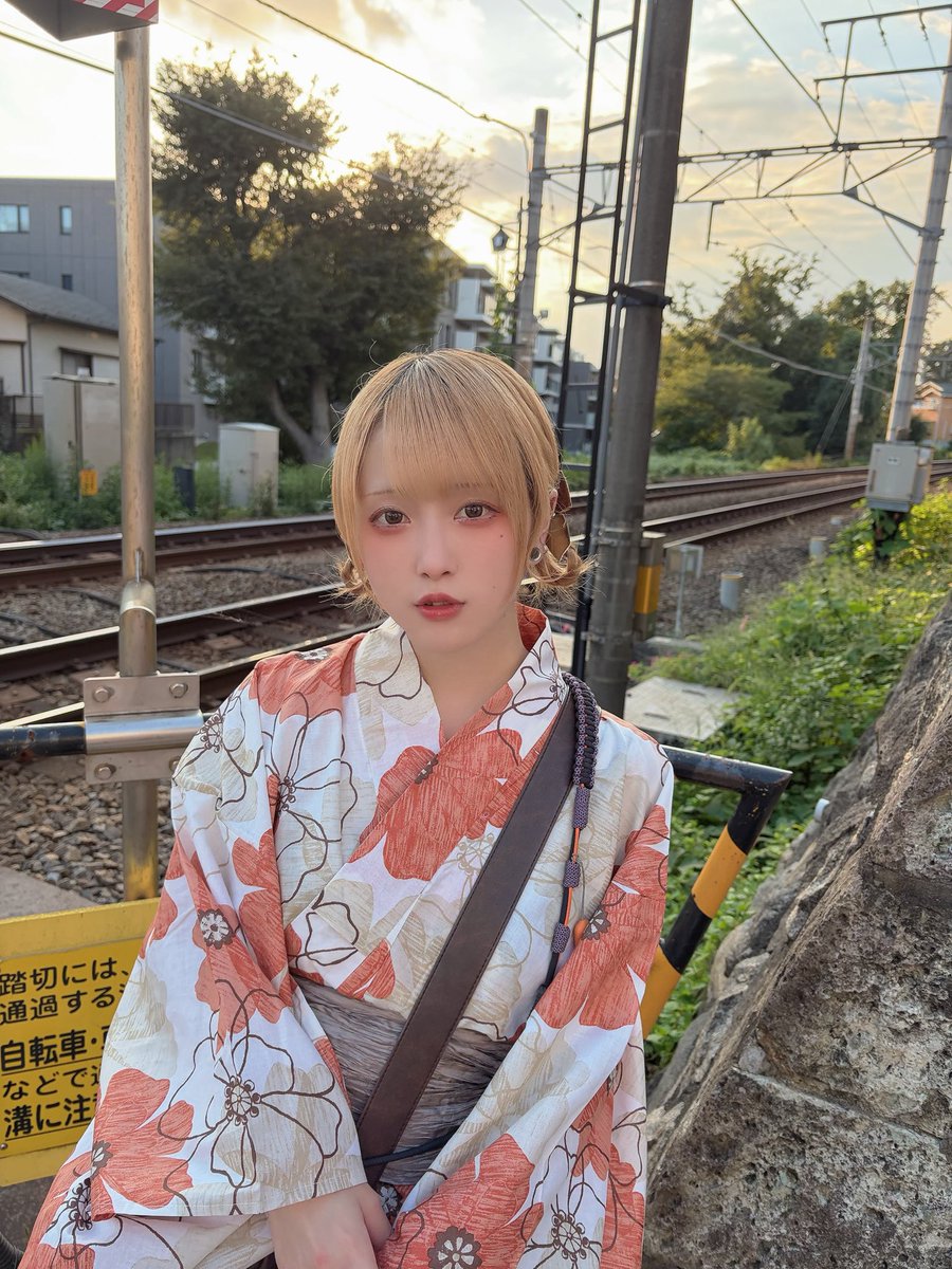 zenkimi_hikari's tweet photo. 今宵最後の夏灯り Thx!!!

来てくれてありがとう！🧡💭
君と過ごせて今年も超夏楽しんだ！って言える1日が増えたぞ~ ᐠ( ᐛ )ᐟ✨
いっぱい笑って花火も見れて大満足すぎた！💯

浴衣の限定通販４日１２：００まで‼️
https://t.co/07CYnlVKHo

２０２６年残りもたくさん遊ぼうね🥹✌🏻 https://t.co/QHiOdPnuvA