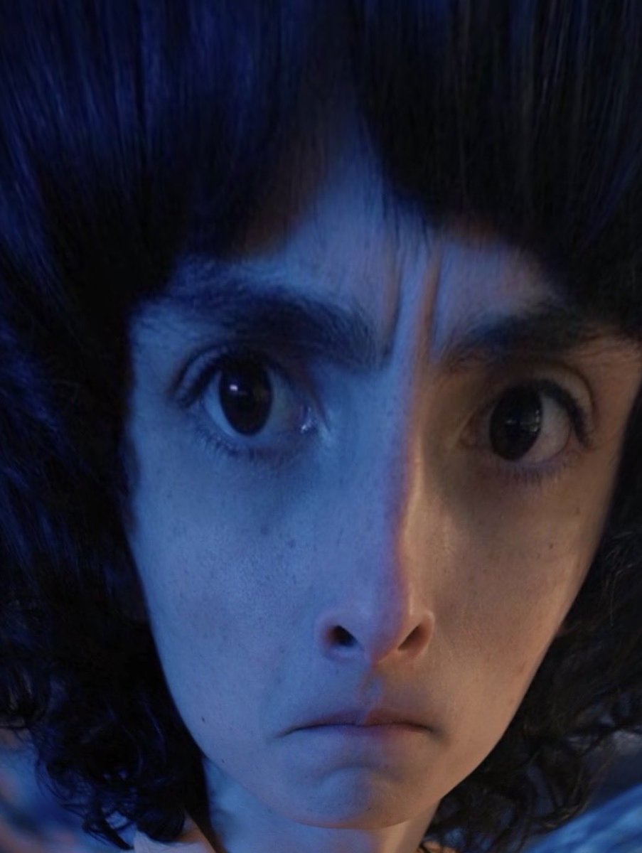favestogaze's tweet photo. mike when you call Will a wizard instead of a sorcerer https://t.co/P2Ts30nh5S