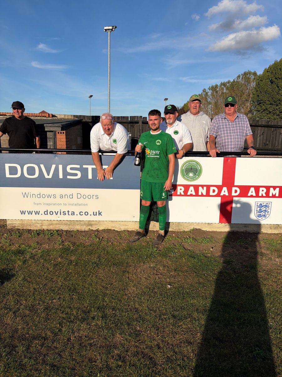 nptfc's tweet photo. Todayβs Player of the Match Award, sponsored by the Grandad Army, goes to Alfie Powell
π§±
#NPTFC #NewportPagnellTown #UpTheSwans #Dovista #SSML #EnfieldFc https://t.co/PH3tcOljum