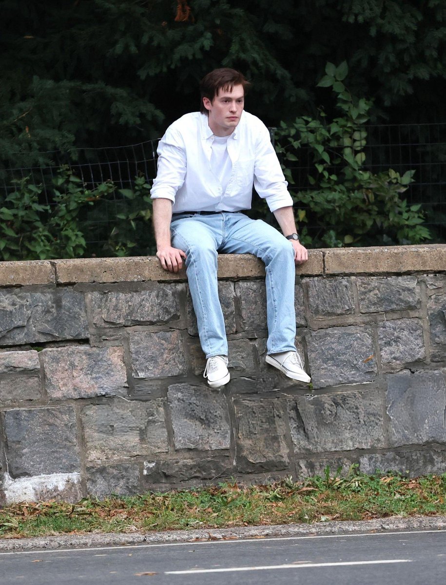 KitConnorInfo's tweet photo. Kit Connor as Robert Chambers is seen on the set of the film "Preppy" in Central Park, Manhattan https://t.co/KSK59tw2do