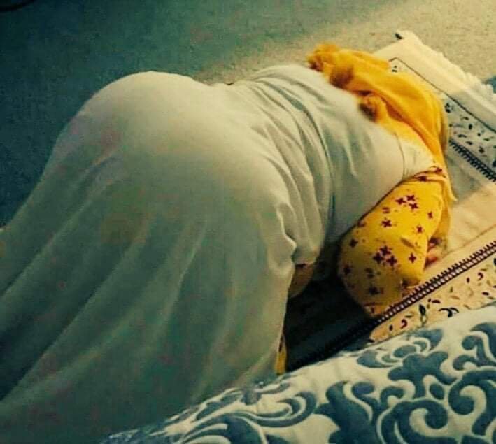 Quettaincest's tweet photo. koi quetta sy hai jis ki maa Namazi ho ? https://t.co/LU4Mec24N7