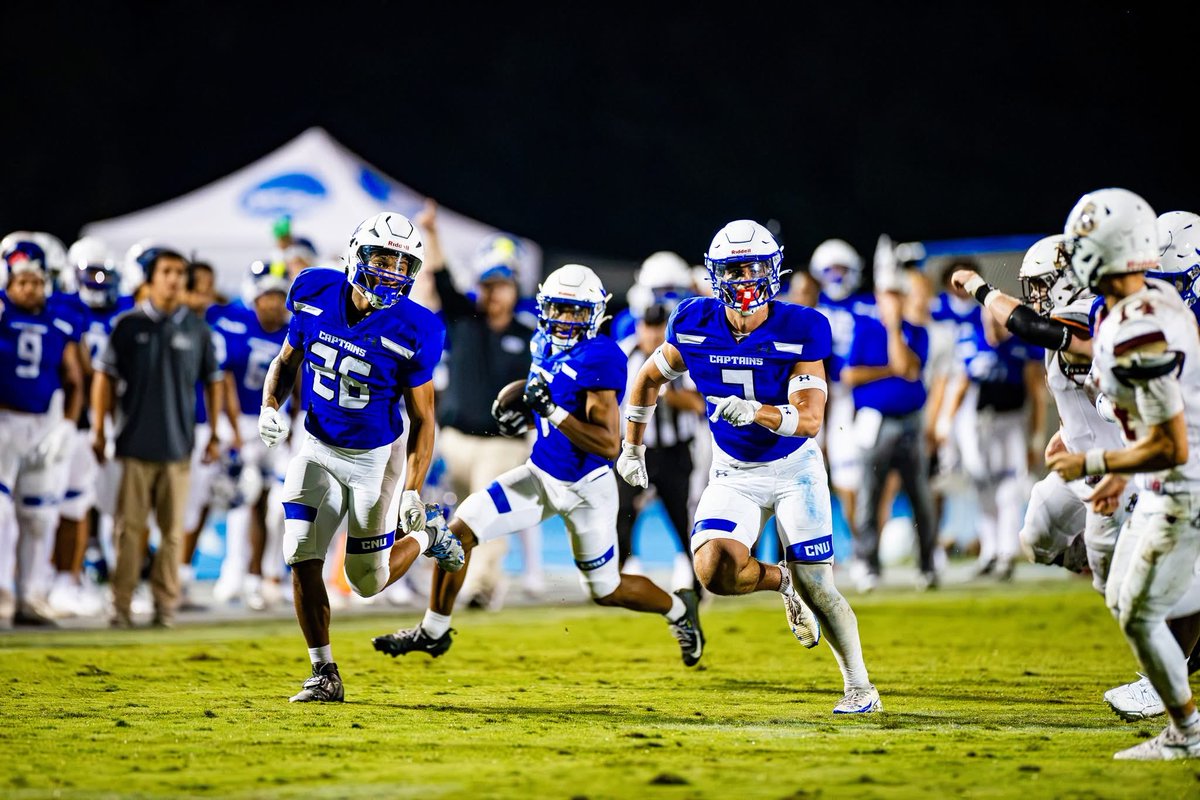 CoachRio55's tweet photo. Wakey Wakey ‼️
It’s a great day to have a great day! 🗣️Homecoming edition ⚓️🔵
#SLPEMentality | #ADAPT | #mantheship https://t.co/JmDzCQvw6S