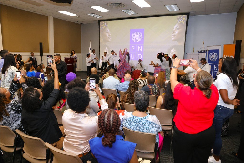 OJudicialPanama's tweet photo. Magistrada García Angulo participa en el Lanzamiento de Estrategia Nacional para Desarrollo de las Mujeres Afropanameñas... Más detalles en la web: https://t.co/cxls7Oll4o https://t.co/hpGqC5FHMn